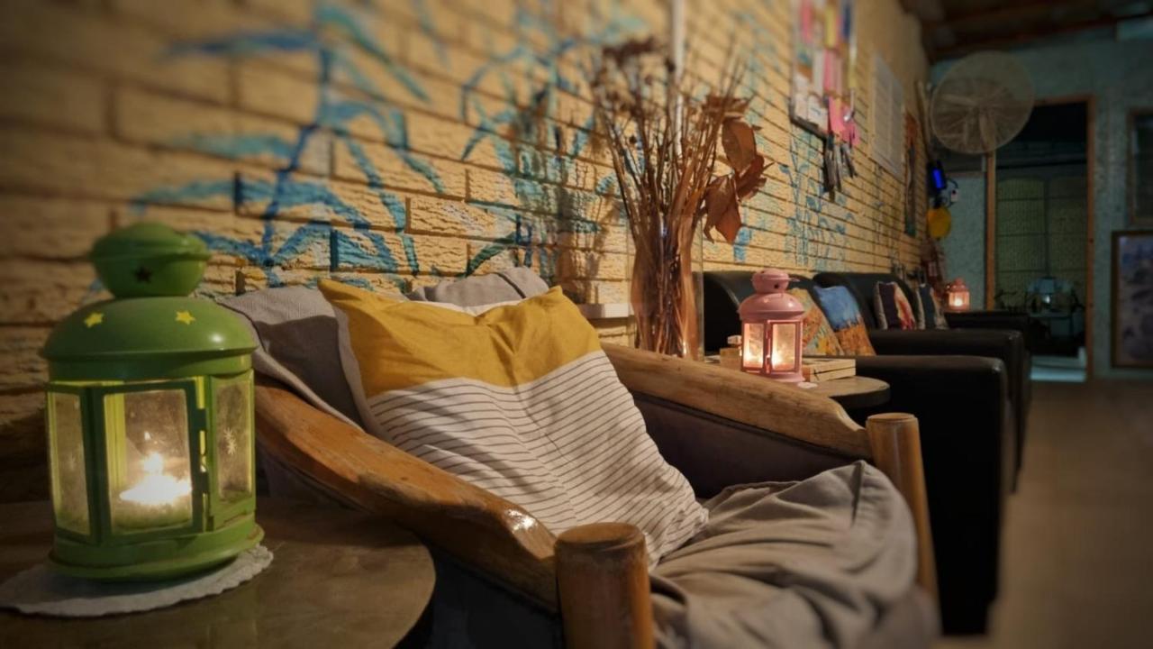 The Lowest Place On Earth B&B Neot HaKikar Exteriör bild