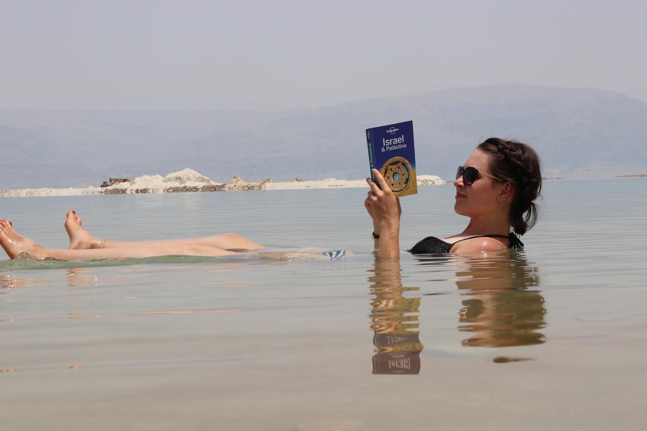 The Lowest Place On Earth B&B Neot HaKikar Exteriör bild